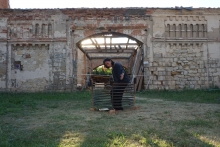 OUTSIDEININSIDEOUTINSIDEOUTOUTSDEIN – _~M(-U-)LTI-HO(~ME~)-M(~U~)LTI-HEAL-(IN)_ – rezidence Bohemia Farmstudio